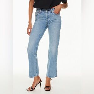 Aritzia Denim Forum The Arlo Lo-rise Straight Jean in 7 Yrs Bleu Taboo 25